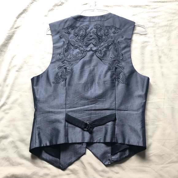 Le Chateau Vest - Picture 2 of 3